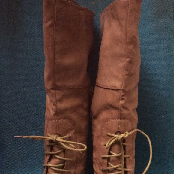 Taupe lace up combat boots - Picture 2 of 6